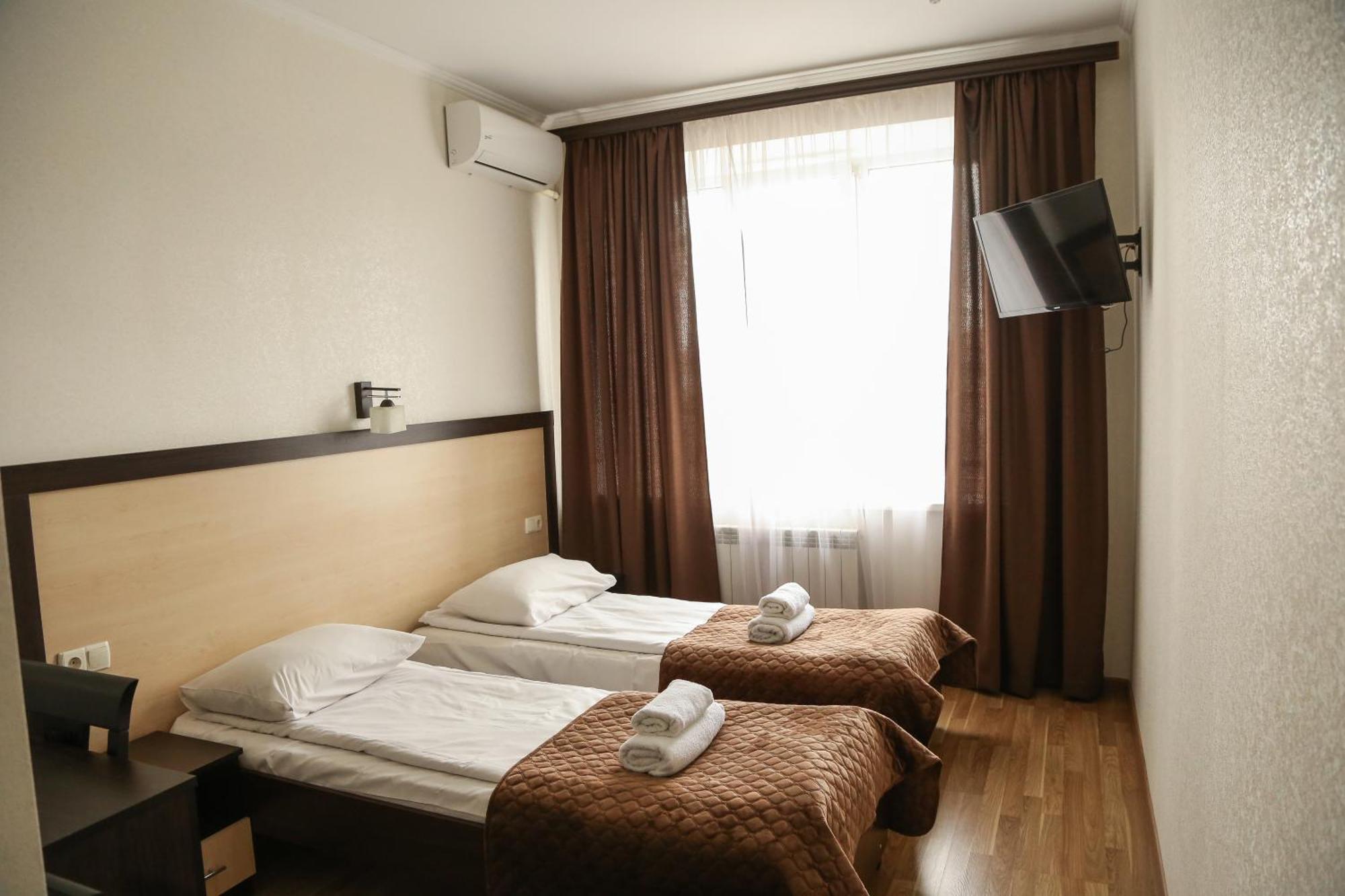 Hotel Koral Chernivtsi Luaran gambar